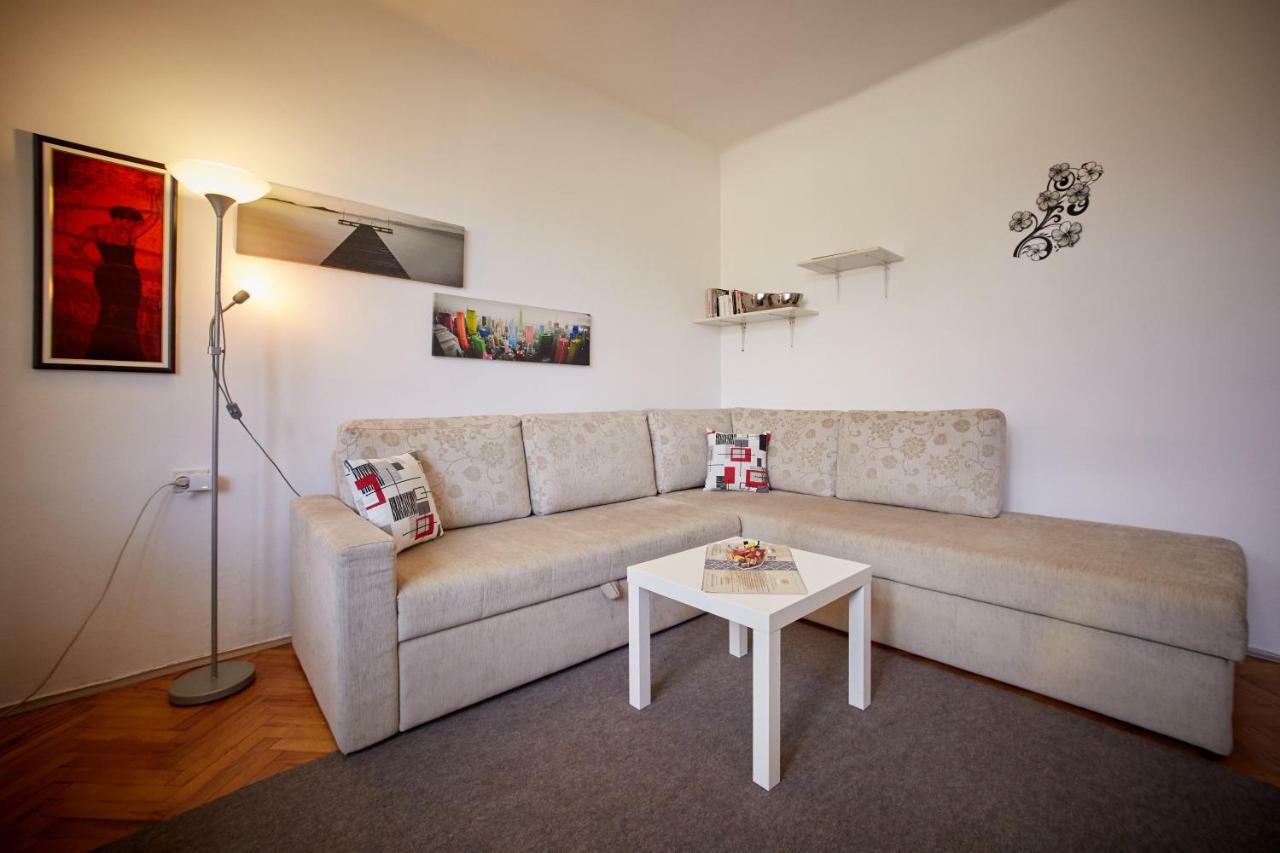 Central Tuzla Apt - Free Parking Exteriör bild